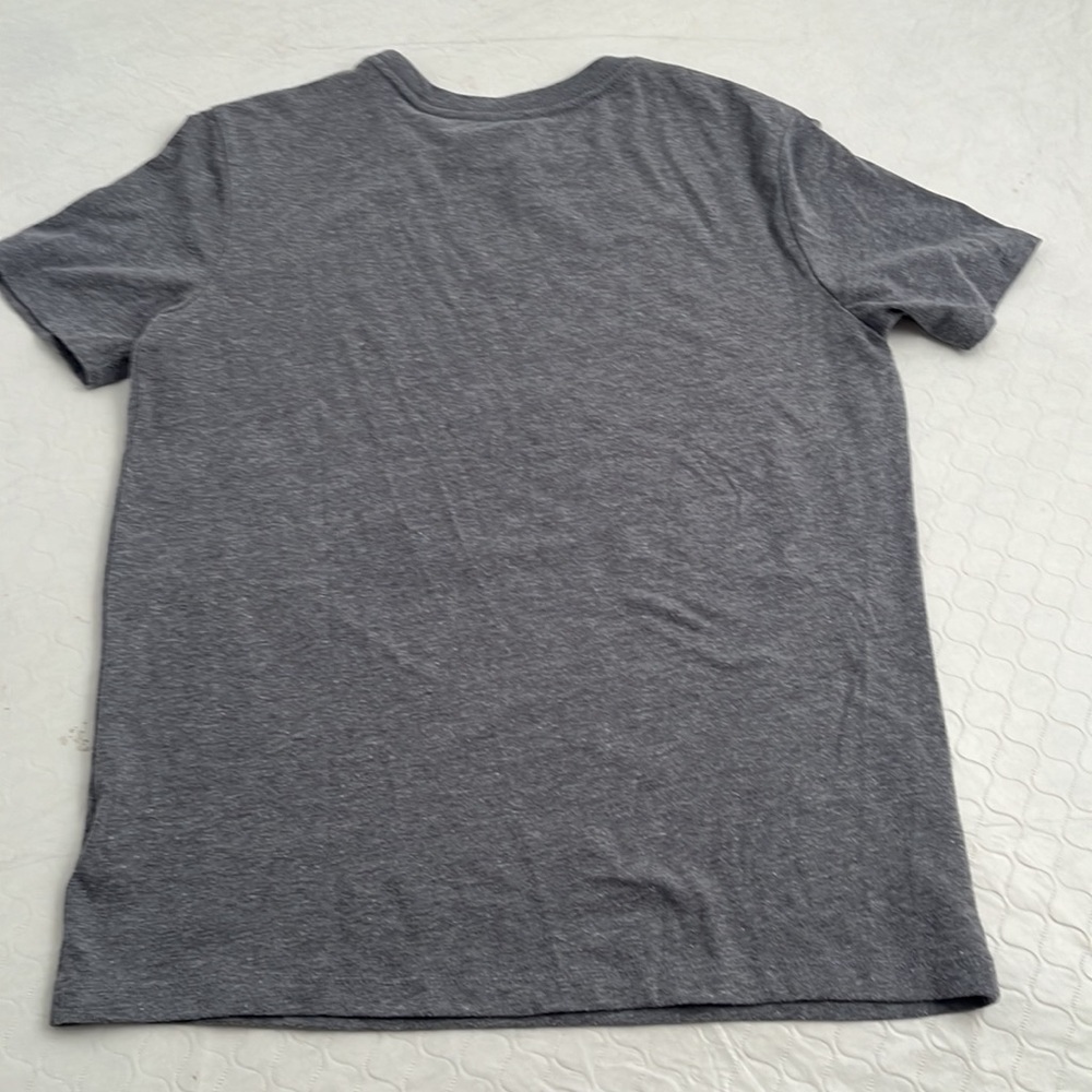 Old Navy gray multicolor rainbow catch the wave short sleeve graphic t-shirt - Picture 2 of 6